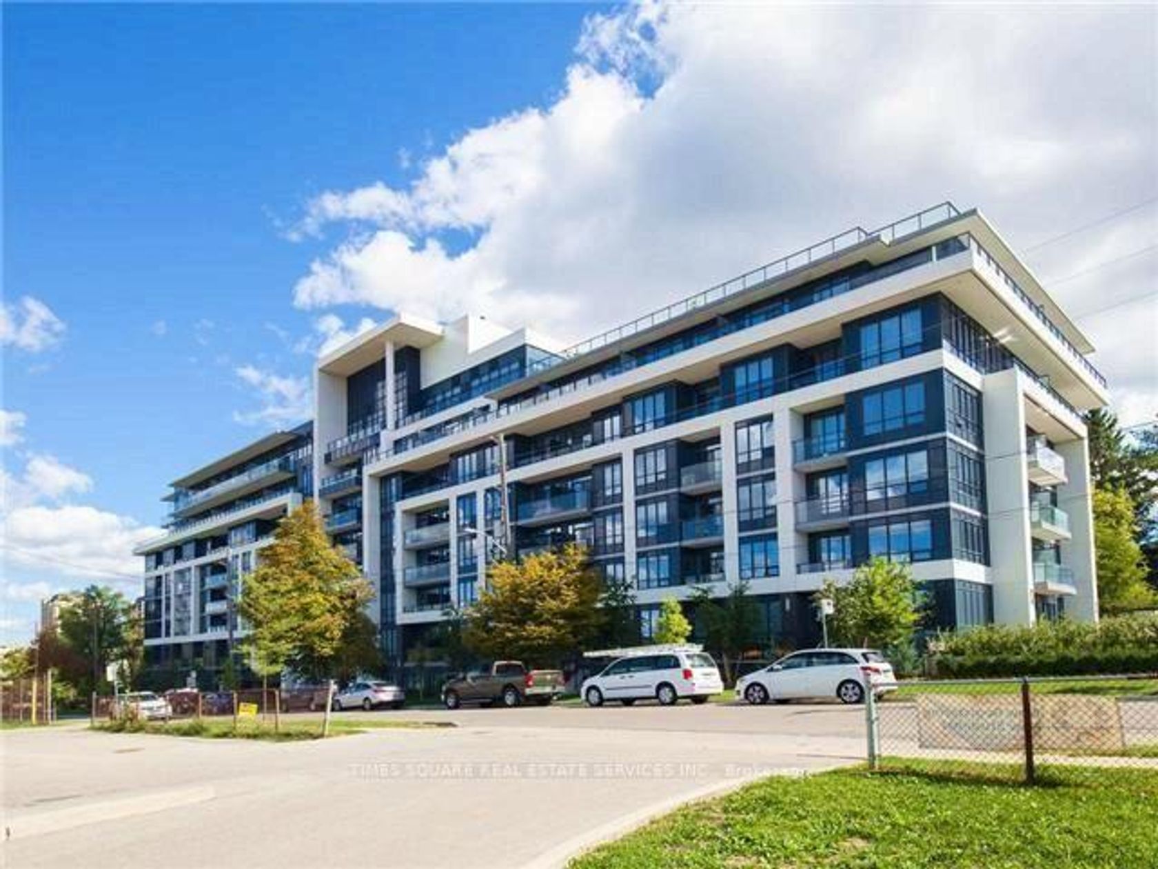 315 - 399 Spring Garden Avenue, Willowdale East, Toronto photo number 2