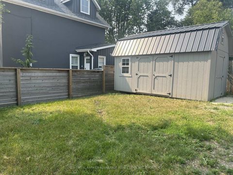 Photo 5 at 36 Sanford Street, Sanford, Barrie