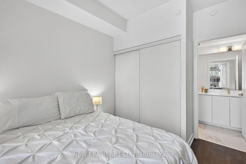 Photo 13 at N433 - 7 Golden Lion Heights, Newtonbrook East, Toronto