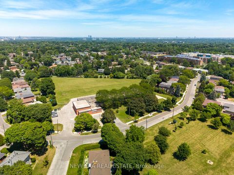 Photo 28 at N433 - 7 Golden Lion Heights, Newtonbrook East, Toronto