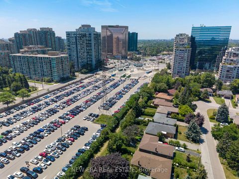 Photo 29 at N433 - 7 Golden Lion Heights, Newtonbrook East, Toronto