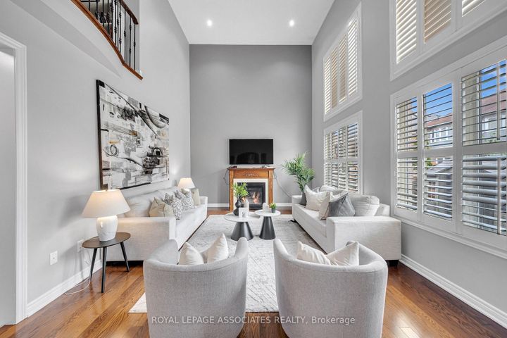 Photo 10 at 5 Mead Terrace, Wismer, Markham