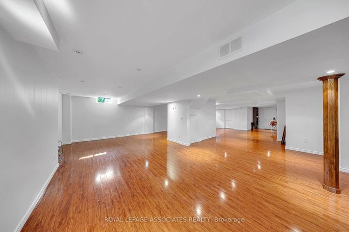 Photo 40 at 5 Mead Terrace, Wismer, Markham