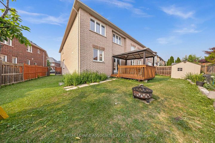 Photo 43 at 5 Mead Terrace, Wismer, Markham