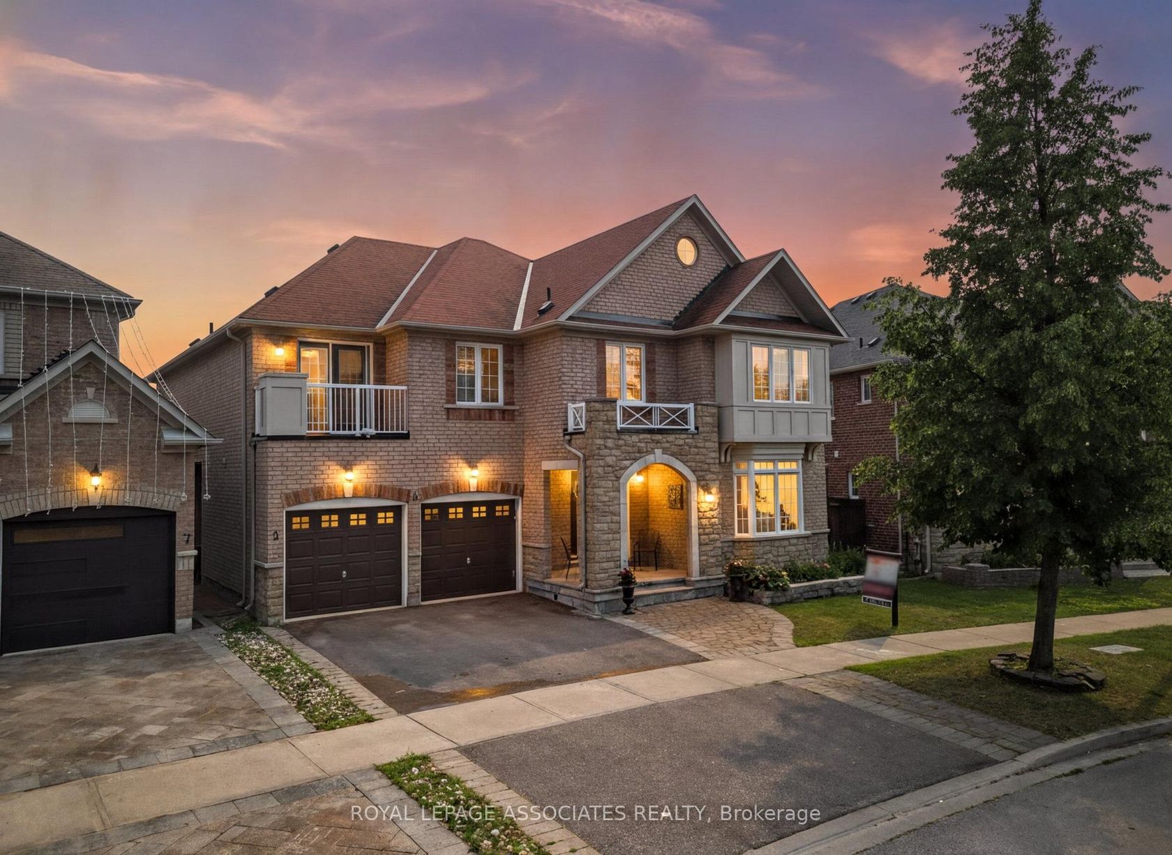 5 Mead Terrace, Wismer, Markham 2