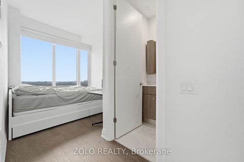 Photo 12 at PH303 - 75 Canterbury Place, Willowdale West, Toronto