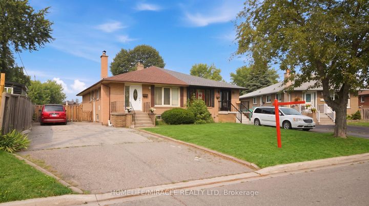 Photo 0 at 7089 Landen Court, Malton, Mississauga