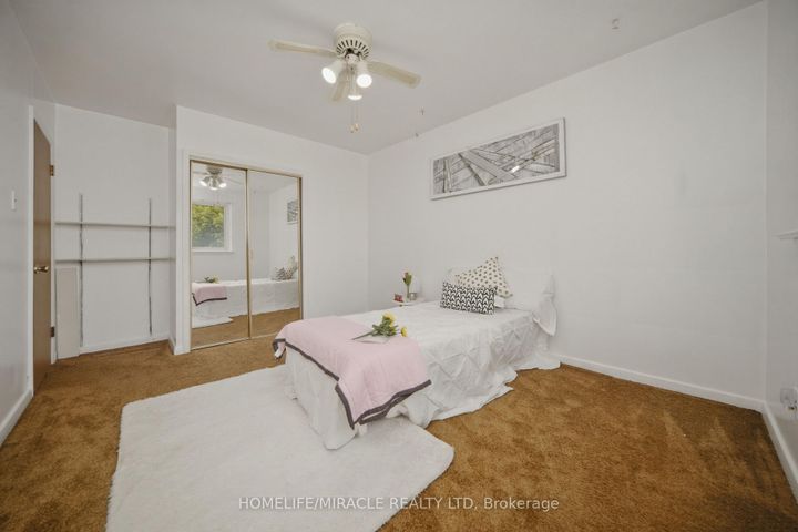 Photo 15 at 7089 Landen Court, Malton, Mississauga