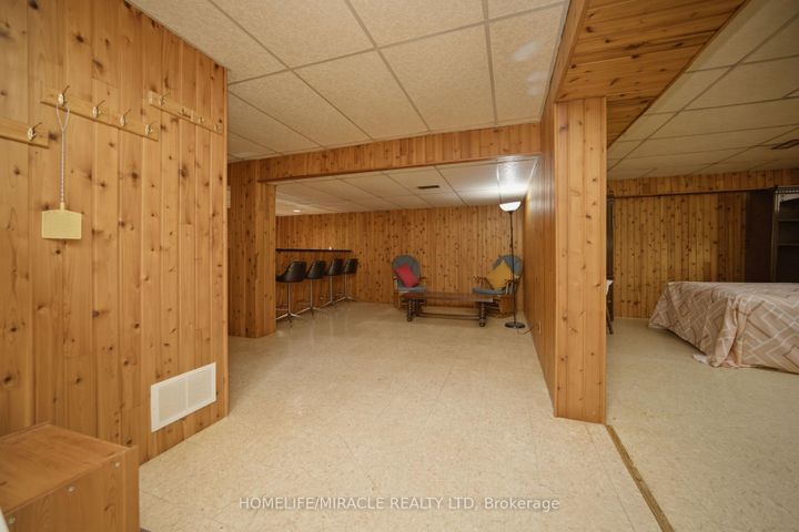 Photo 23 at 7089 Landen Court, Malton, Mississauga