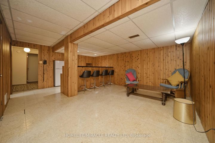 Photo 26 at 7089 Landen Court, Malton, Mississauga