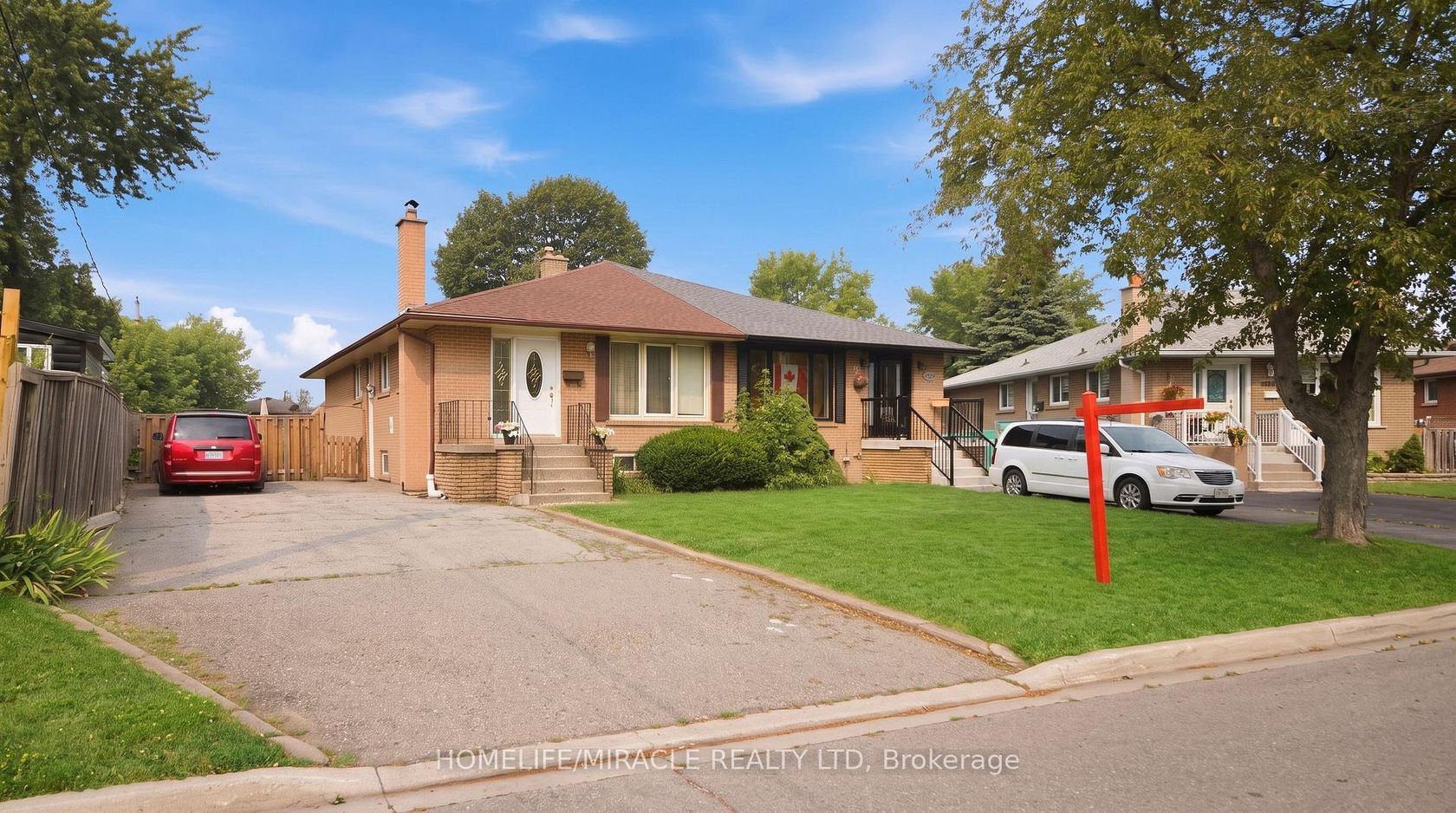 7089 Landen Court, Malton, Mississauga 2