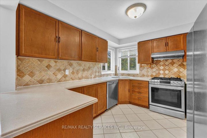 Photo 13 at 79 Burgby Avenue, Northwood Park, Brampton