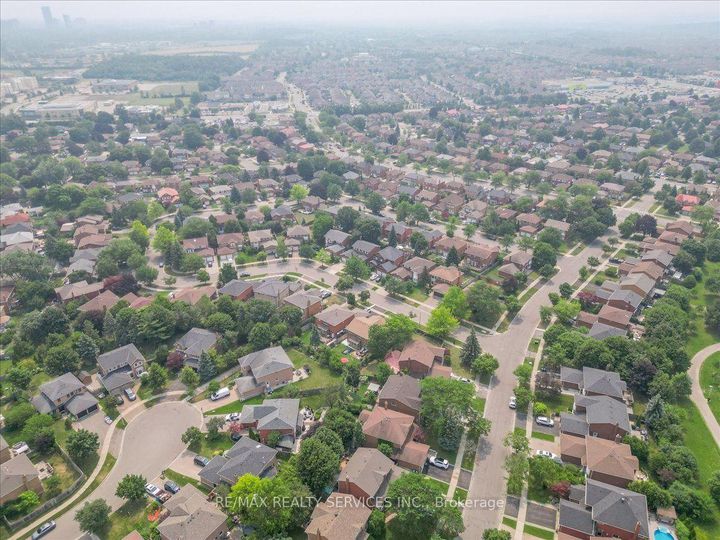 Photo 46 at 79 Burgby Avenue, Northwood Park, Brampton