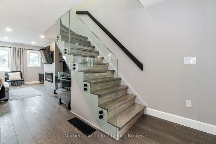 Photo 10 at 24 - 1100 Begley Street, Bay Ridges, Pickering