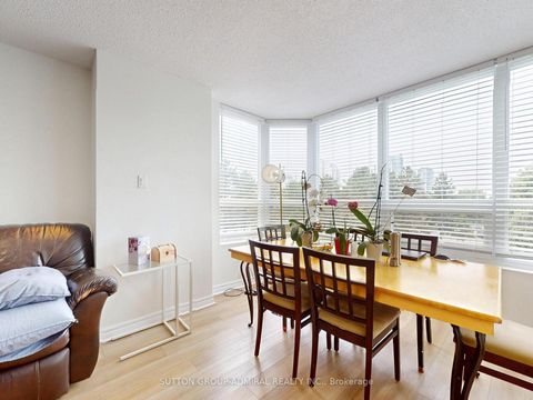 Photo 15 at 312 - 7601 Bathurst Street, Yorkhill, Vaughan