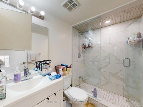 Photo 24 at 312 - 7601 Bathurst Street, Yorkhill, Vaughan