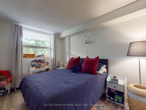 Photo 26 at 312 - 7601 Bathurst Street, Yorkhill, Vaughan