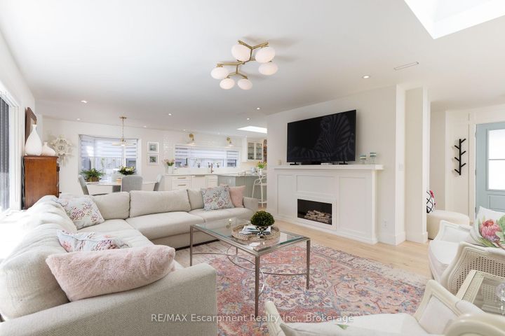 Photo 8 at 3136 Princess Boulevard, Roseland, Burlington