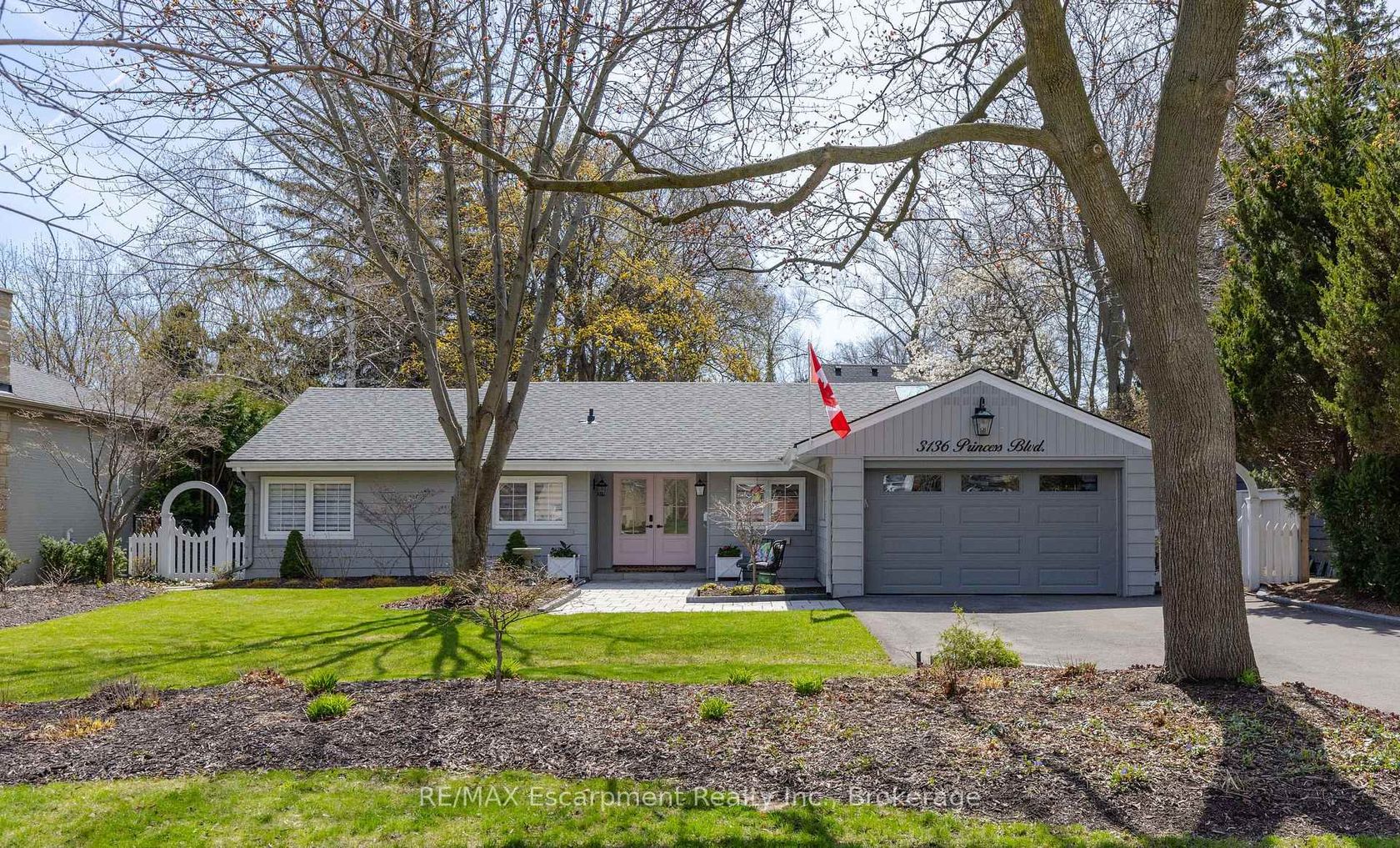 3136 Princess Boulevard, Roseland, Burlington 2