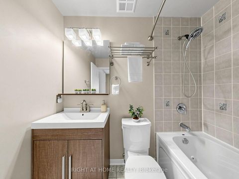 Photo 21 at 76 - 760 Lawrence Avenue W, Glen Park, Toronto