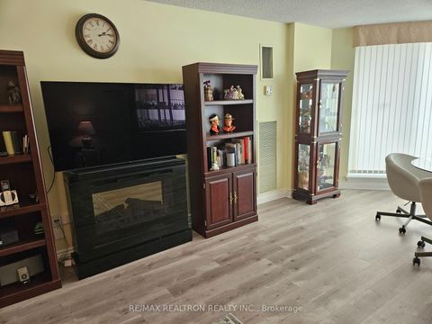 Photo 11 at 817 - 20 Dean Park Road, Rouge E11, Toronto