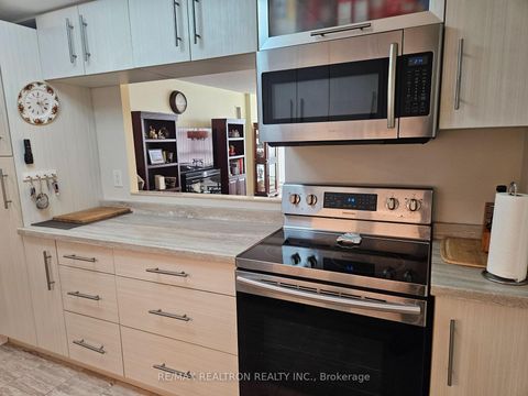 Photo 14 at 817 - 20 Dean Park Road, Rouge E11, Toronto