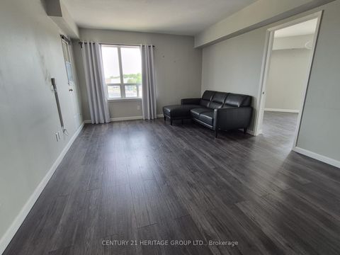 Photo 3 at 513 - 160 Wellington Street, Aurora Village, Aurora