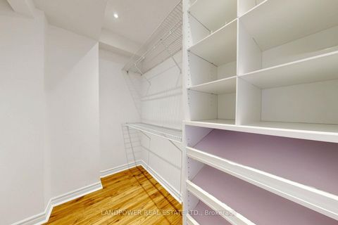 Photo 18 at 13 David Dunlap Circle, Don Mills, Toronto