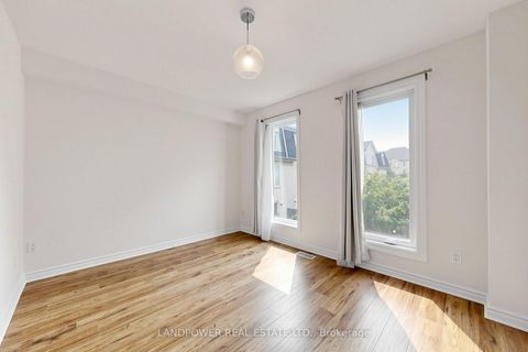 Photo 19 at 13 David Dunlap Circle, Don Mills, Toronto