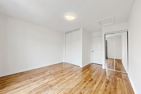 Photo 22 at 13 David Dunlap Circle, Don Mills, Toronto