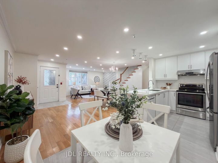 Photo 4 at C17 - 108 Finch Avenue W, Newtonbrook West, Toronto