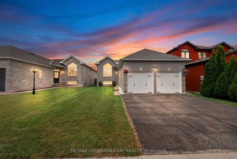 Photo 4 at 1925 Emerald Court, Alcona, Innisfil