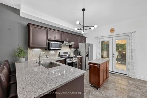 Photo 11 at 1925 Emerald Court, Alcona, Innisfil
