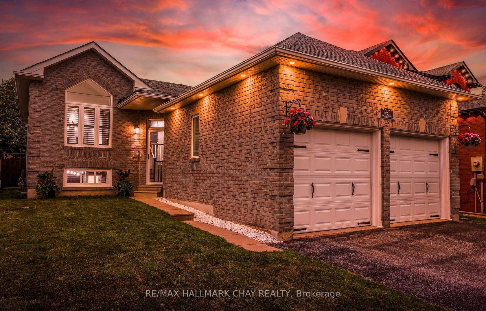 1925 Emerald Court, Alcona, Innisfil photo number 2