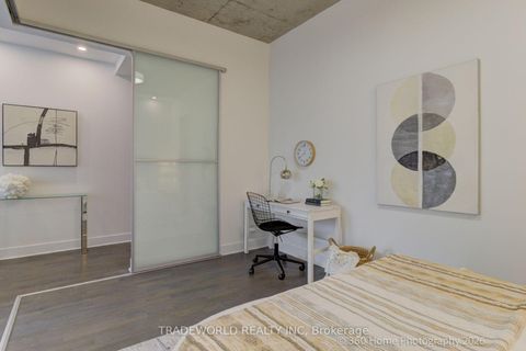 Photo 16 at 603 - 399 Adelaide Street W, Waterfront Communities C1, Toronto
