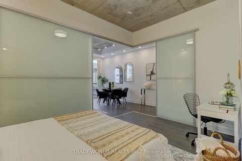 Photo 17 at 603 - 399 Adelaide Street W, Waterfront Communities C1, Toronto