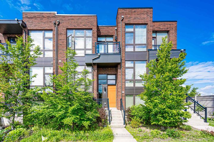 Photo 1 at 9184 Bathurst Street, Patterson, Vaughan