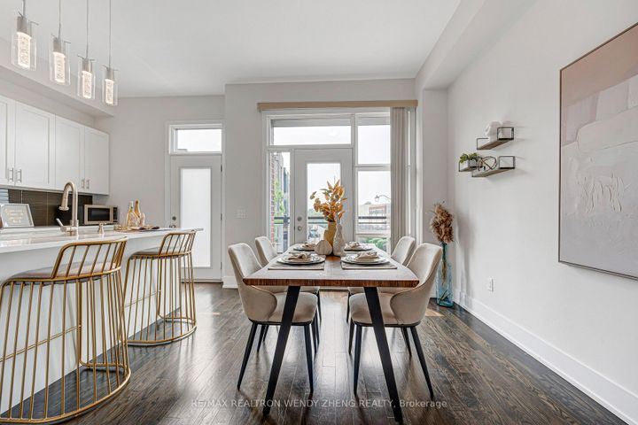 Photo 13 at 9184 Bathurst Street, Patterson, Vaughan