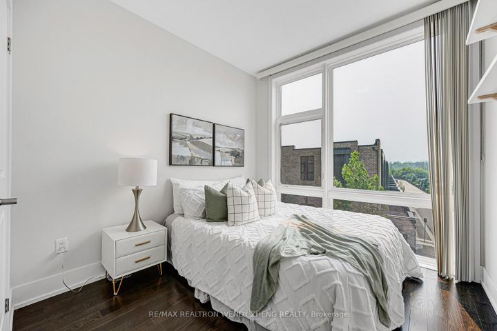 Photo 27 at 9184 Bathurst Street, Patterson, Vaughan