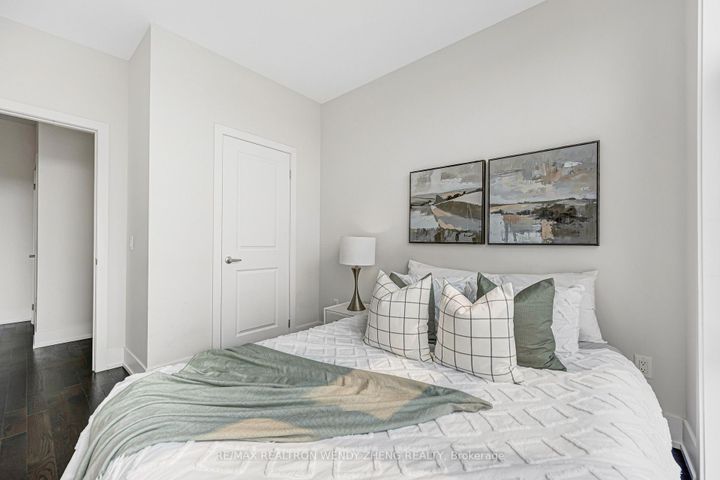 Photo 28 at 9184 Bathurst Street, Patterson, Vaughan
