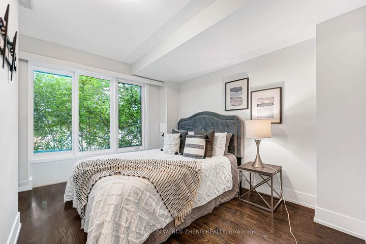 Photo 30 at 9184 Bathurst Street, Patterson, Vaughan