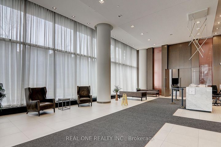 Photo 2 at 1501 - 121 Mcmahon Drive, Bayview Village, Toronto