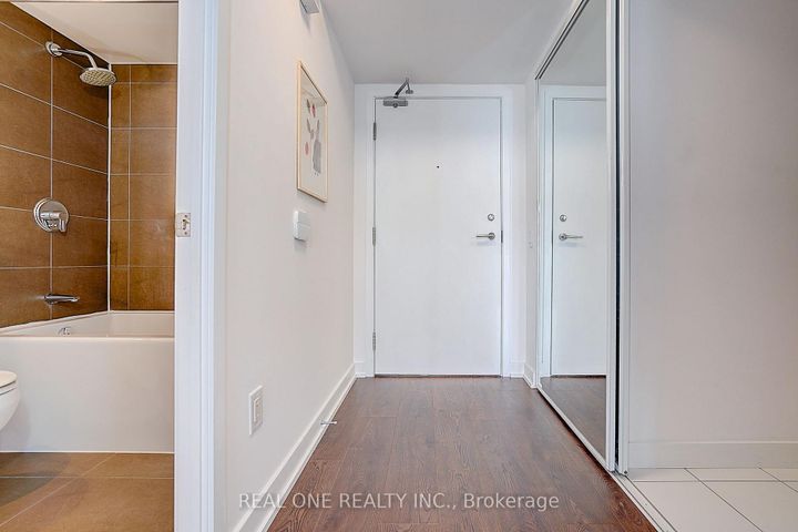 Photo 6 at 1501 - 121 Mcmahon Drive, Bayview Village, Toronto