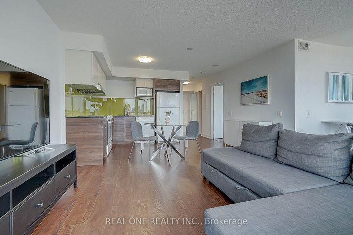 Photo 14 at 1501 - 121 Mcmahon Drive, Bayview Village, Toronto