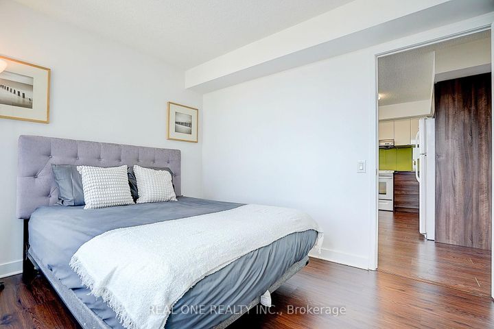 Photo 20 at 1501 - 121 Mcmahon Drive, Bayview Village, Toronto