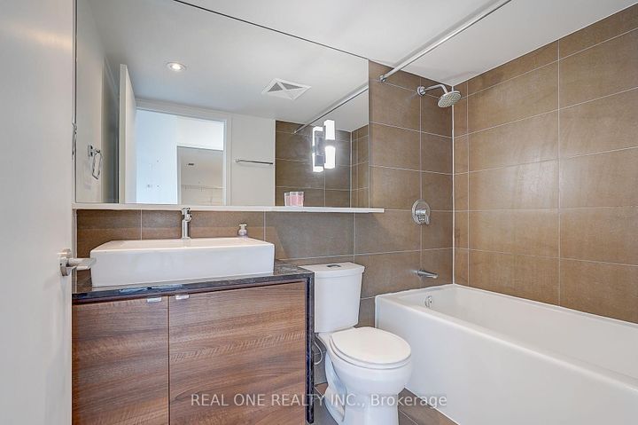 Photo 21 at 1501 - 121 Mcmahon Drive, Bayview Village, Toronto