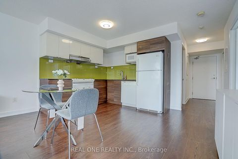 Photo 12 at 1501 - 121 Mcmahon Drive, Bayview Village, Toronto