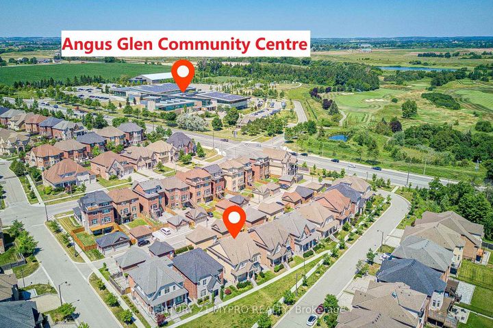 Photo 2 at 6 Tralee Court, Angus Glen, Markham