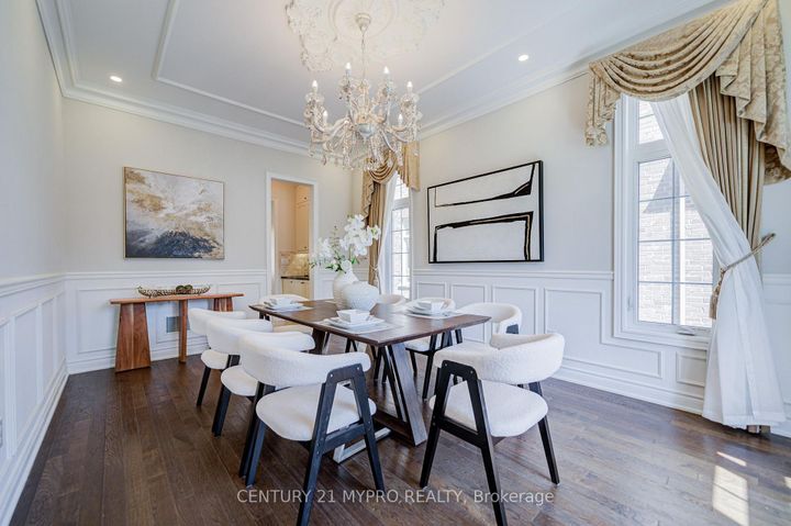 Photo 11 at 6 Tralee Court, Angus Glen, Markham