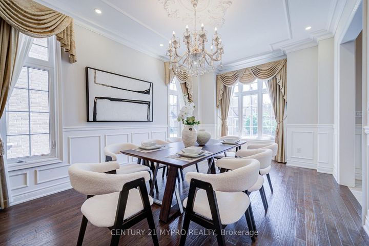 Photo 13 at 6 Tralee Court, Angus Glen, Markham